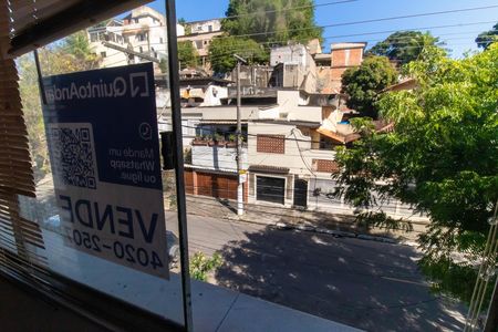 Casa à venda com 100m², 4 quartos e sem vagaPlaquinha 