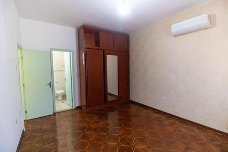 Casa à venda com 100m², 4 quartos e sem vagaSuíte 1