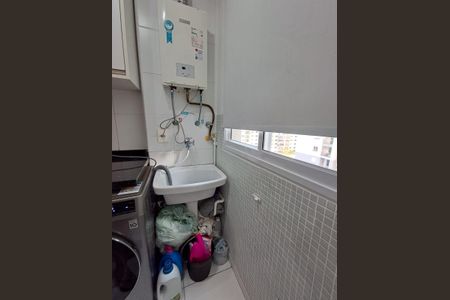 Área de Serviço de apartamento à venda com 2 quartos, 55m² em Continental, Osasco