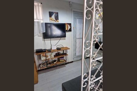 Sala de apartamento para alugar com 1 quarto, 38m² em Engenheiro Leal, Rio de Janeiro