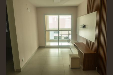 Sala de apartamento para alugar com 2 quartos, 61m² em Balneário Tropical, Paulínia