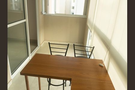 Varanda de apartamento para alugar com 2 quartos, 60m² em Balneário Tropical, Paulínia
