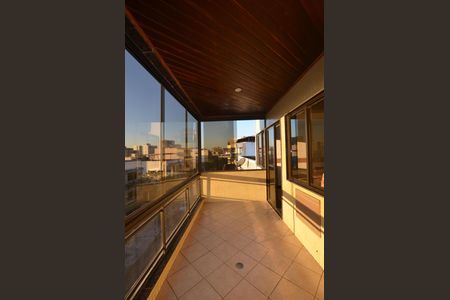 Varanda de apartamento à venda com 3 quartos, 244m² em Vila Valqueire, Rio de Janeiro