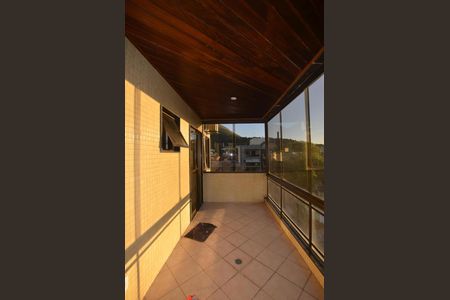 Varanda de apartamento à venda com 3 quartos, 244m² em Vila Valqueire, Rio de Janeiro