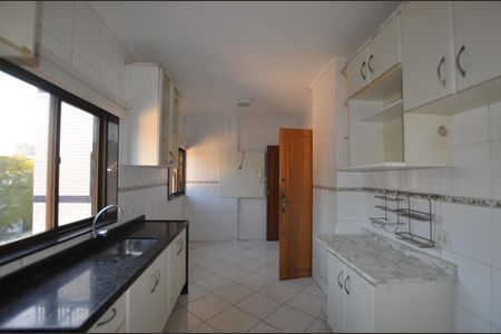 Cozinha de apartamento à venda com 3 quartos, 244m² em Vila Valqueire, Rio de Janeiro