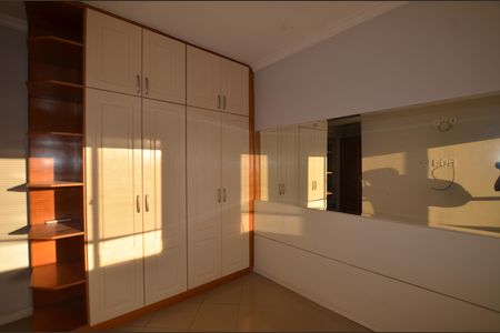 Apartamento à venda com 244m², 3 quartos e 2 vagasQuarto 1 suíte