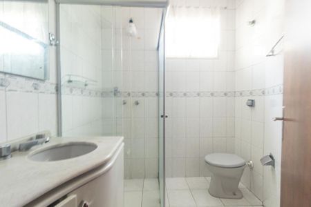 Casa de condomínio à venda com 107m², 3 quartos e 2 vagas