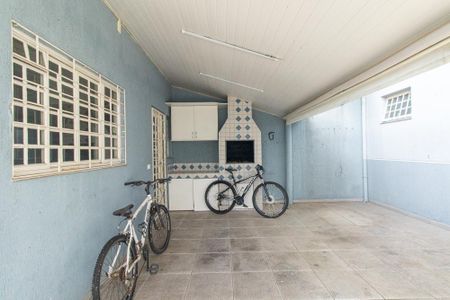 Casa de condomínio à venda com 107m², 3 quartos e 2 vagas Casa de condomínio à venda com 107m², 3 quartos e 2 vagasChurrasqueira