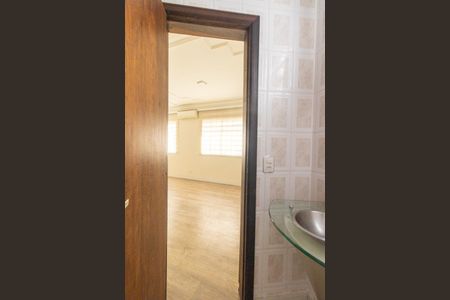Casa de condomínio à venda com 107m², 3 quartos e 2 vagas Casa de condomínio à venda com 107m², 3 quartos e 2 vagasLavabo