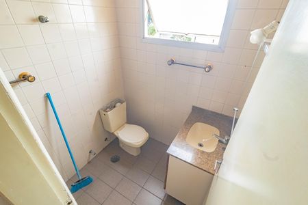 Banheiro de apartamento à venda com 2 quartos, 63m² em Vila Santa Catarina, São Paulo