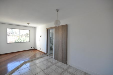 Sala de apartamento para alugar com 2 quartos, 51m² em Vila Irmaos Arnoni, São Paulo