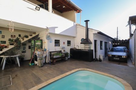 Quintal de casa à venda com 2 quartos, 175m² em Vila Carrão, São Paulo