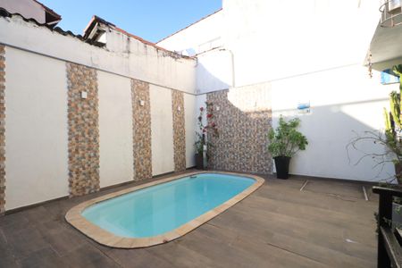 Quintal de casa à venda com 2 quartos, 175m² em Vila Carrão, São Paulo