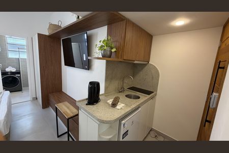 Cozinha de kitnet/studio à venda com 1 quarto, 22m² em Copacabana, Rio de Janeiro
