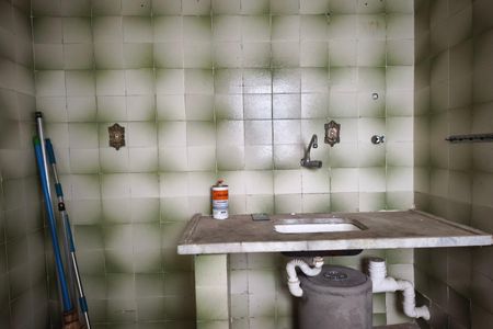 Cozinha de apartamento à venda com 2 quartos, 42m² em Vila Marieta, Campinas