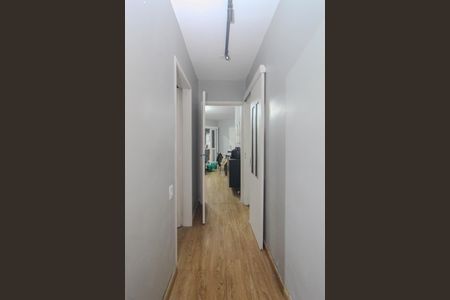 Corredor de apartamento para alugar com 2 quartos, 76m² em Tristeza, Porto Alegre