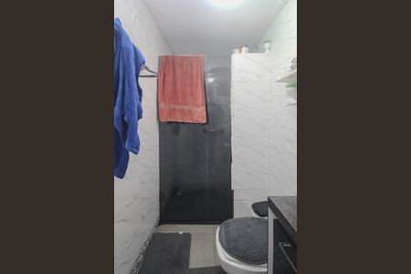 Apartamento para alugar com 76m², 2 quartos e sem vagaBanheiro