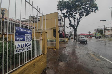 Apartamento para alugar com 76m², 2 quartos e sem vagaPlaca