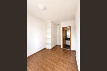 Apartamento para alugar com 77m², 2 quartos e 2 vagas Apartamento para alugar com 77m², 2 quartos e 2 vagasSuíte