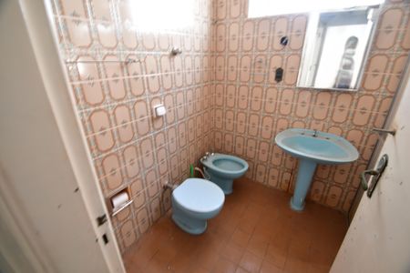 Casa para alugar com 222m², 3 quartos e 3 vagasBanheiro da suíte