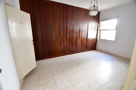 Casa para alugar com 222m², 3 quartos e 3 vagasSuíte