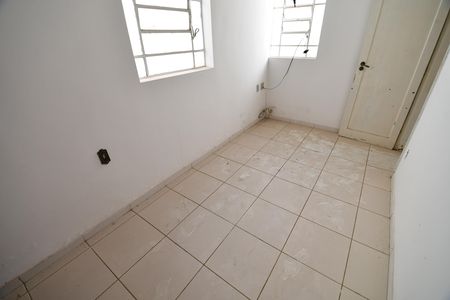 Casa para alugar com 222m², 3 quartos e 3 vagasEscritório