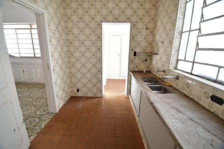 Casa para alugar com 222m², 3 quartos e 3 vagasCozinha