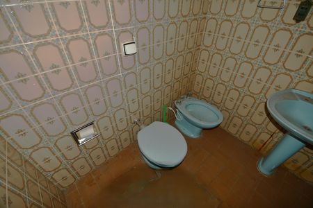Casa para alugar com 222m², 3 quartos e 3 vagasBanheiro da suíte