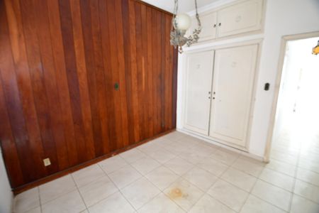 Casa para alugar com 222m², 3 quartos e 3 vagasSuíte 2