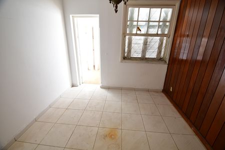 Casa para alugar com 222m², 3 quartos e 3 vagasSuíte 2