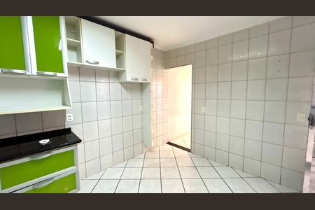 Cozinha de casa para alugar com 3 quartos, 140m² em Jardim Almeida Prado, Guarulhos