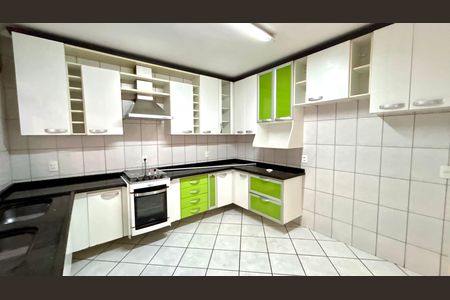 Cozinha de casa para alugar com 3 quartos, 140m² em Jardim Almeida Prado, Guarulhos