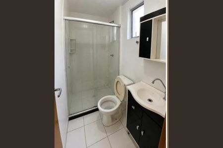 Banheiro de apartamento para alugar com 2 quartos, 40m² em Vila Cachoeirinha, Cachoeirinha