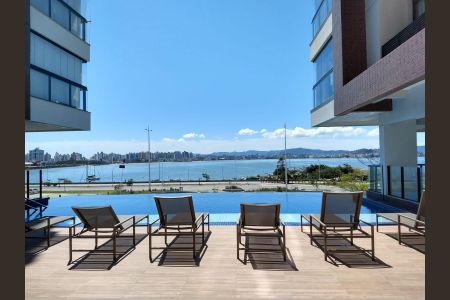 Apartamento para alugar com 82m², 2 quartos e 2 vagas Apartamento para alugar com 82m², 2 quartos e 2 vagasPiscina