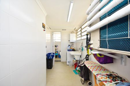 lavanderia de apartamento à venda com 3 quartos, 117m² em Pinheiros, São Paulo