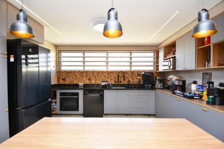 cozinha de apartamento à venda com 3 quartos, 117m² em Pinheiros, São Paulo