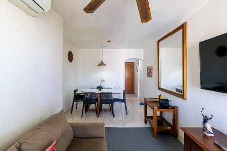 Apartamento à venda com 60m², 2 quartos e 1 vaga Apartamento à venda com 60m², 2 quartos e 1 vagaSala