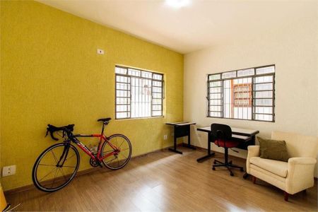 Casa à venda com 2 quartos, 225m² em Jardim das Acacias, São Paulo