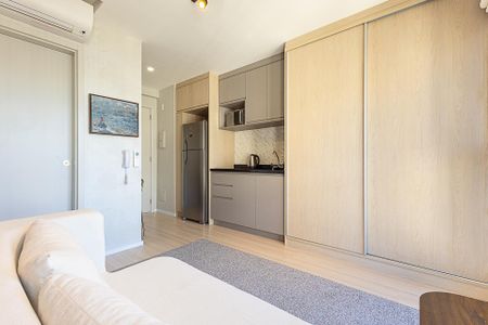Sala de kitnet/studio à venda com 1 quarto, 21m² em Indianópolis, São Paulo