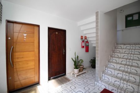 Apartamento à venda com 60m², 2 quartos e 1 vaga Apartamento à venda com 60m², 2 quartos e 1 vagaHall de entrada
