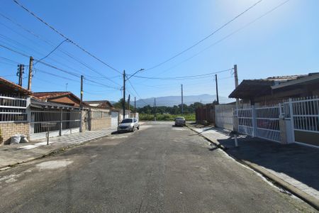 Casa para alugar com 100m², 2 quartos e 2 vagas Casa para alugar com 100m², 2 quartos e 2 vagasVista da Rua