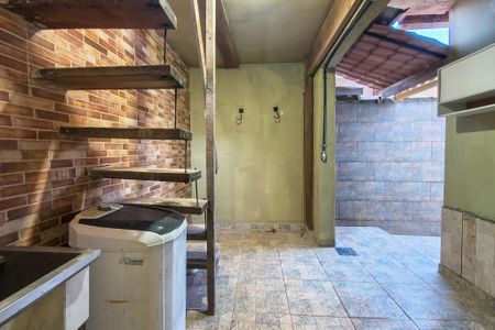 Casa para alugar com 100m², 2 quartos e 2 vagas Casa para alugar com 100m², 2 quartos e 2 vagasQuintal
