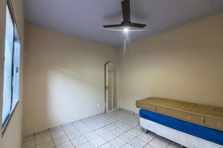 Casa para alugar com 100m², 2 quartos e 2 vagas Casa para alugar com 100m², 2 quartos e 2 vagasQuarto 2