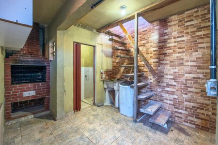Casa para alugar com 100m², 2 quartos e 2 vagas Casa para alugar com 100m², 2 quartos e 2 vagasQuintal