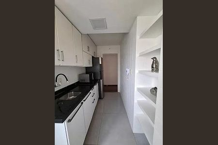 Apartamento para alugar com 67m², 2 quartos e 1 vaga