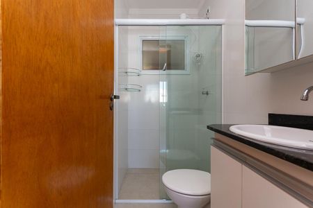 Banheiro Social de apartamento para alugar com 2 quartos, 48m² em Vila Nova Mazzei, São Paulo