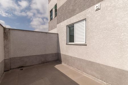 Apartamento para alugar com 51m², 2 quartos e sem vaga Apartamento para alugar com 51m², 2 quartos e sem vagaQuintal