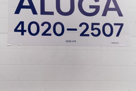 Placa instalada de apartamento para alugar com 2 quartos, 51m² em Cidade São Mateus, São Paulo