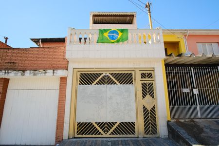 Fachada de casa à venda com 2 quartos, 164m² em Vila Sao Geraldo, São Paulo