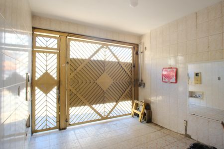 Garagem de casa à venda com 2 quartos, 164m² em Vila Sao Geraldo, São Paulo